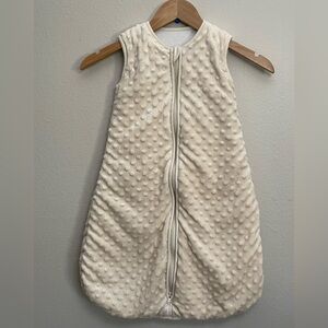 Baby in a Bag Cream Sleeveless Baby Sleeping Bag size Small